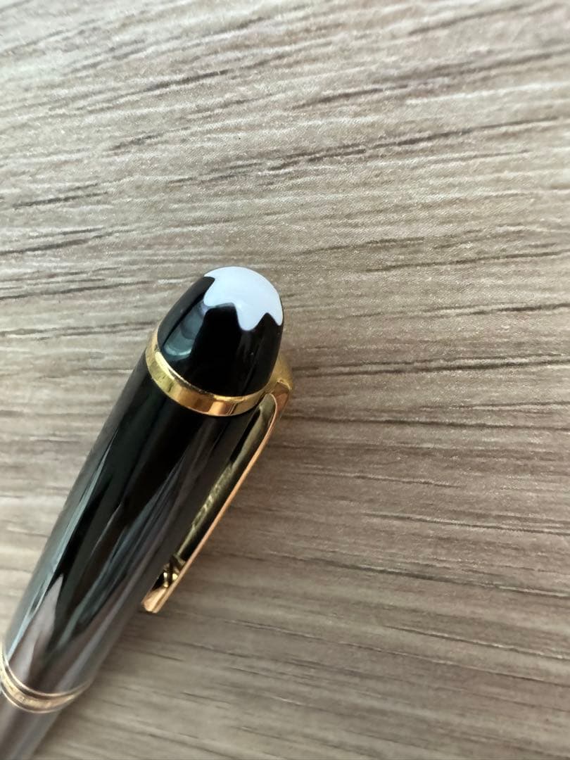 モンブラン マイスターシュテック ゴールドコーティング ボールペン