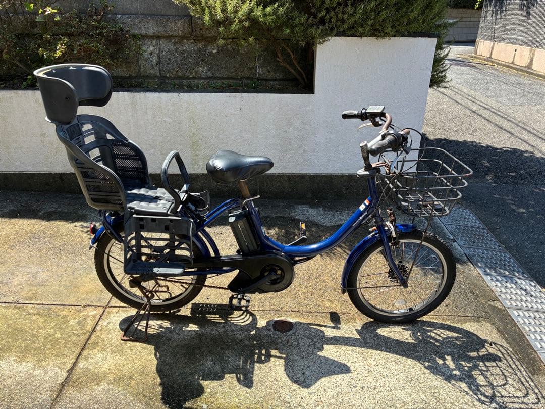 電動アシスト自転車 チャイルドシート付き 青
