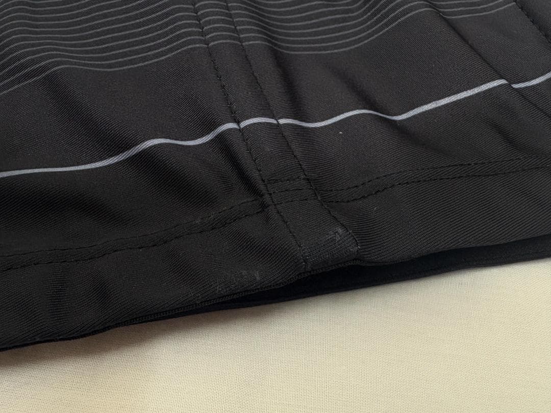 い*ま様 SIXPAD シックスパッド パワースーツライト アブズ Mサイズ