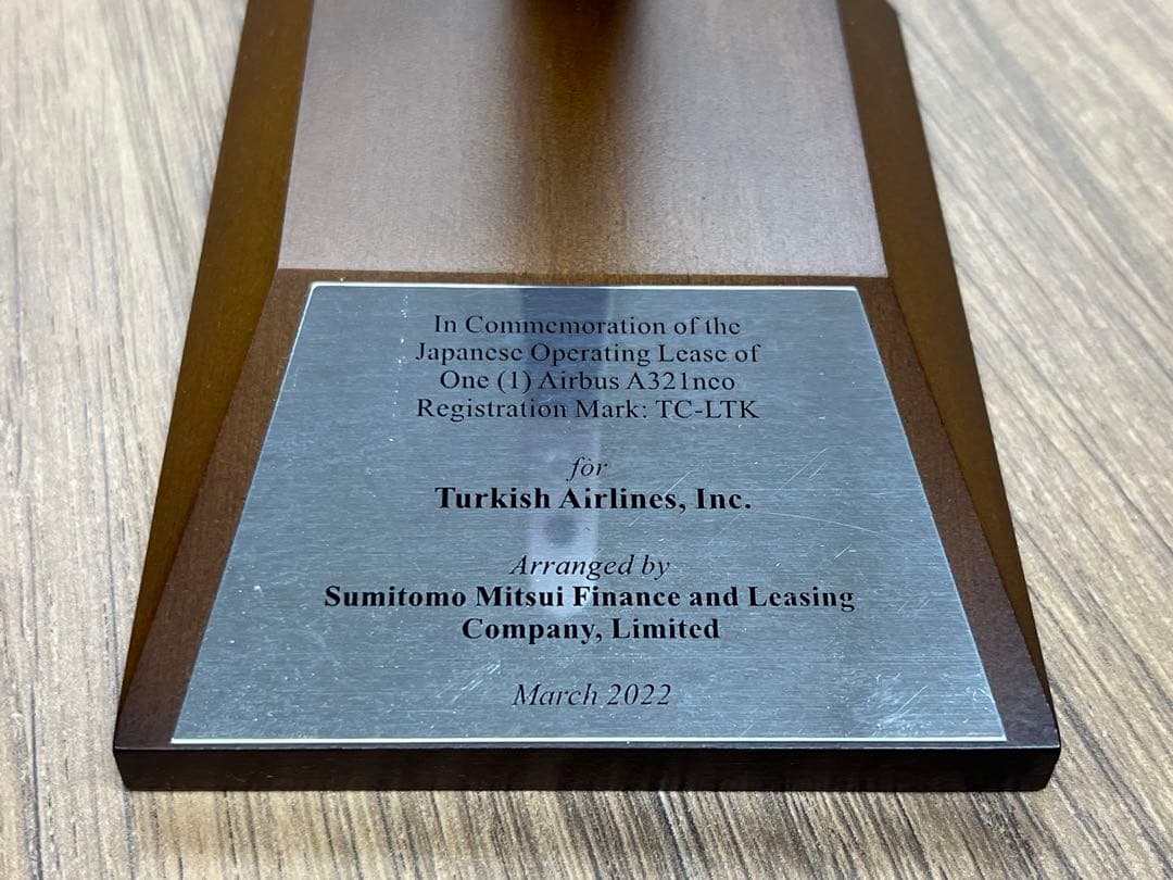 TURKISH AIRLINES 航空機モデル 1/200 スタンド付き