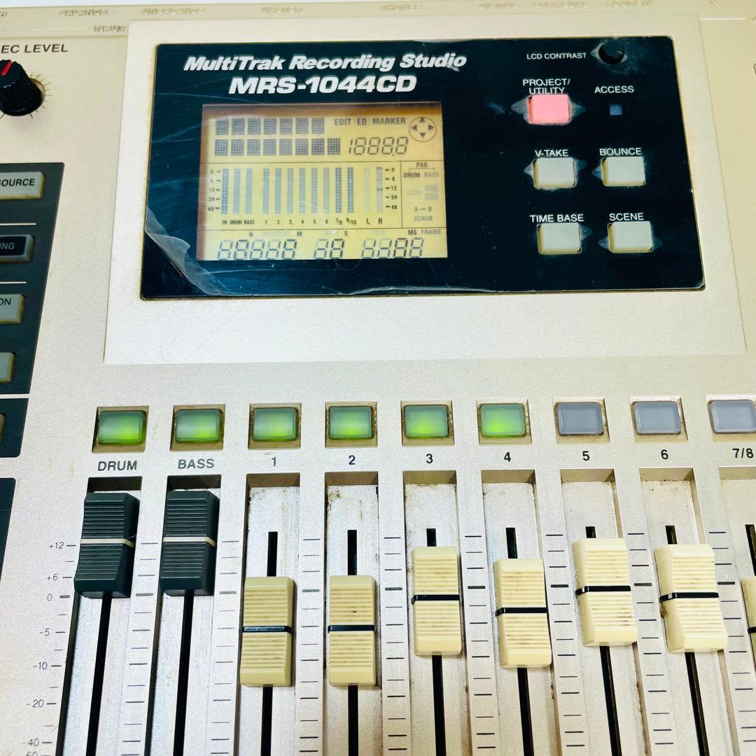 希少　動作品　BOSS MRS-1044CD マルチトラックレコーダー　ボス