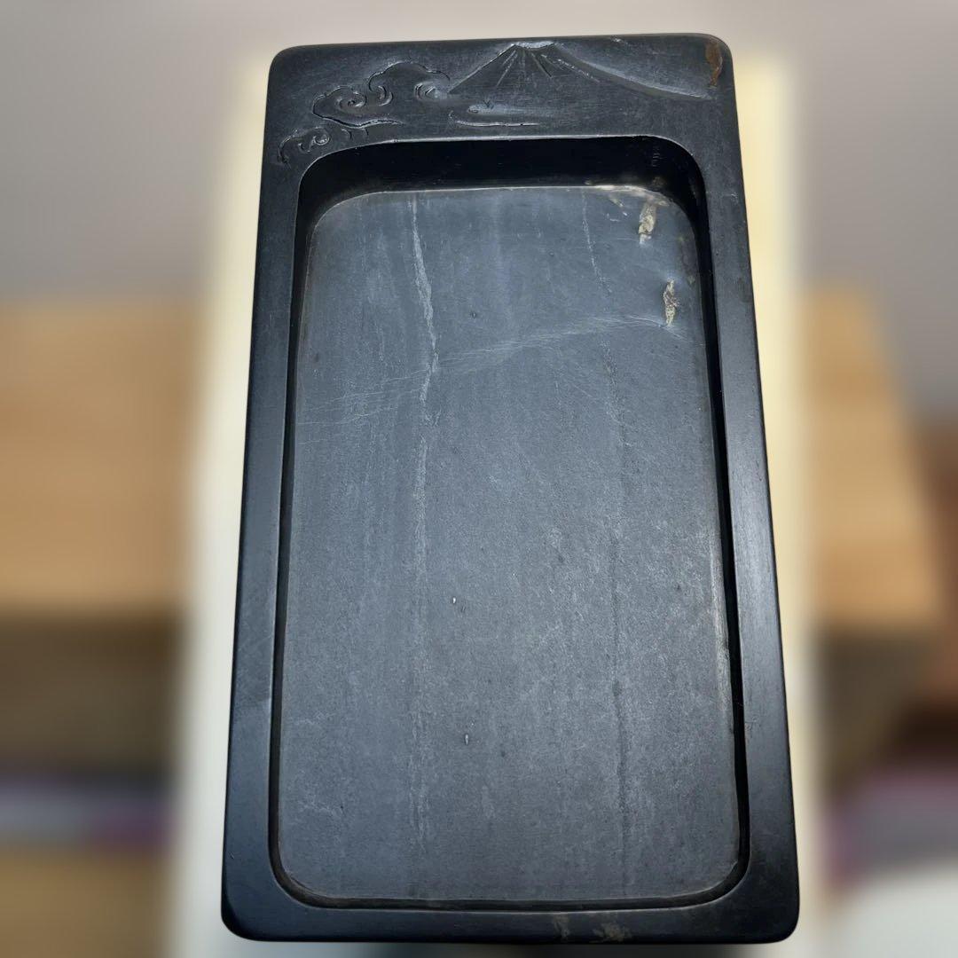 ⭕️雨端硯　祥雲に富士彫刻　11世　雨宮静軒　甲斐銘石　姿美しい　女性好み作品