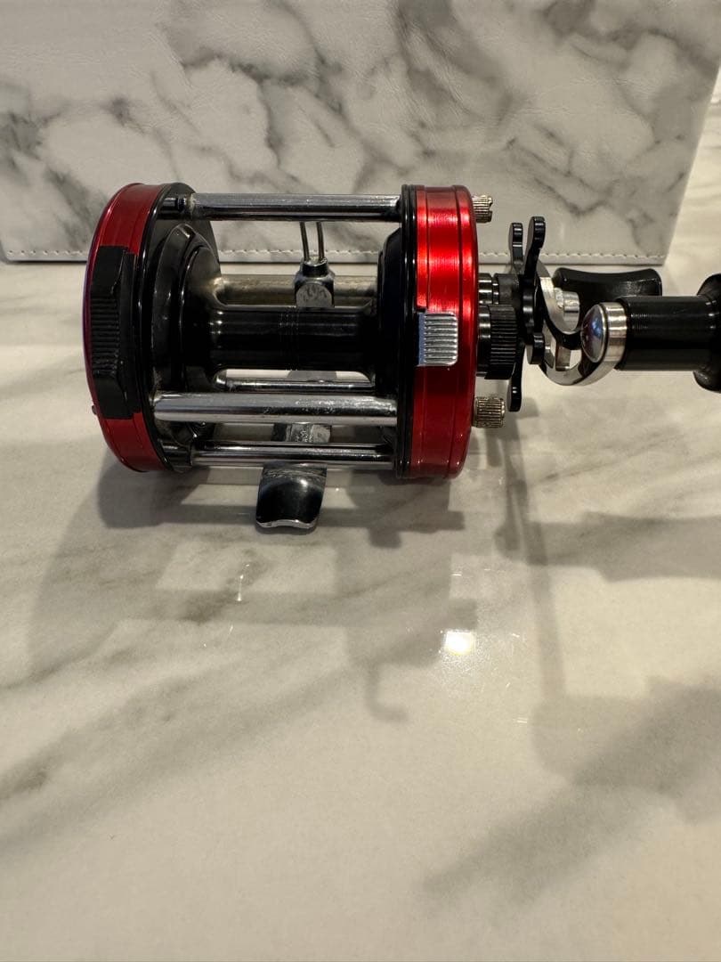 アブ6000 スコネットハンドル付き カゴ釣り　6500