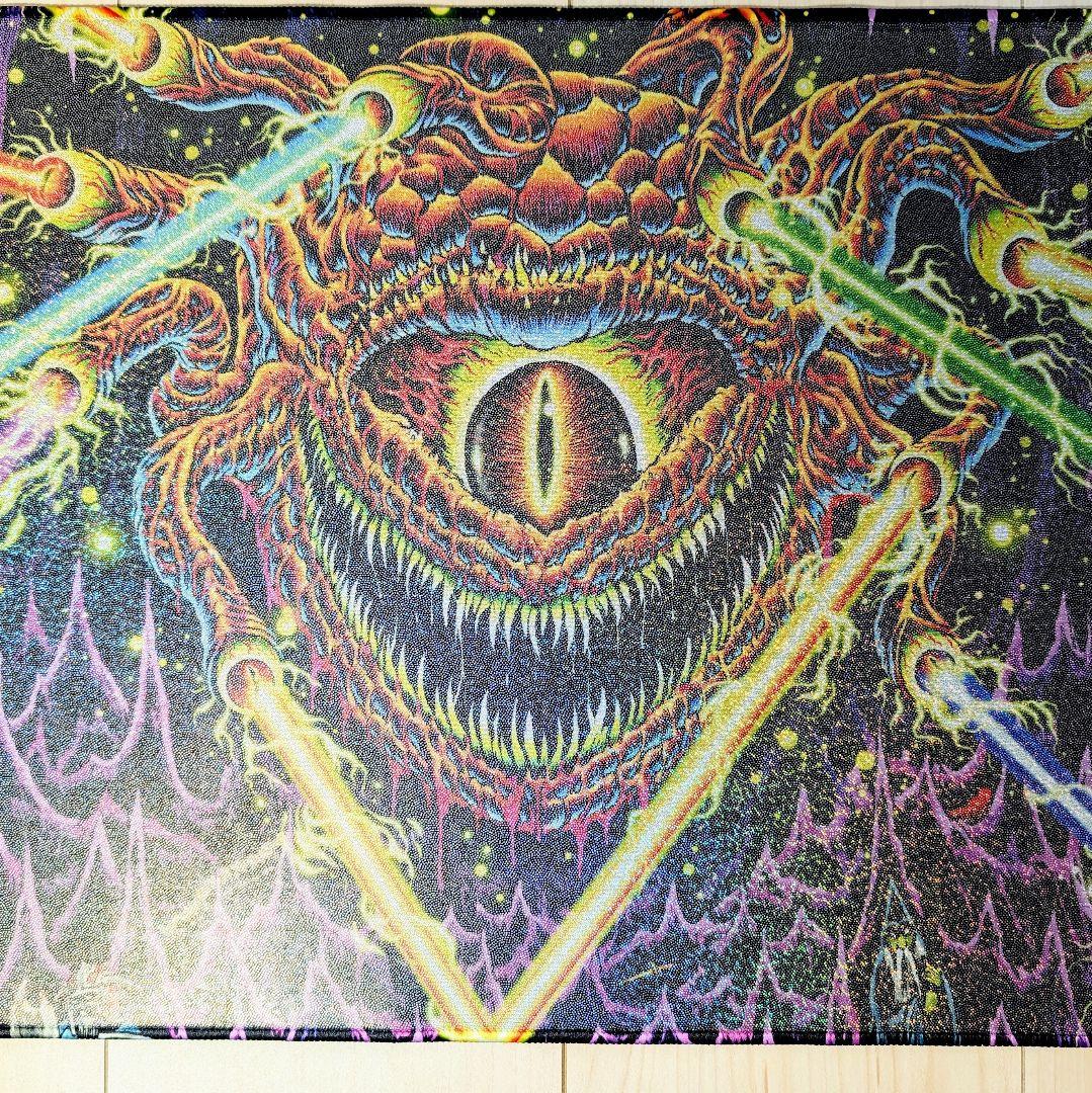 【未使用】Secret Lair　ひとつ目の暴君、カラジカール　プレイマット