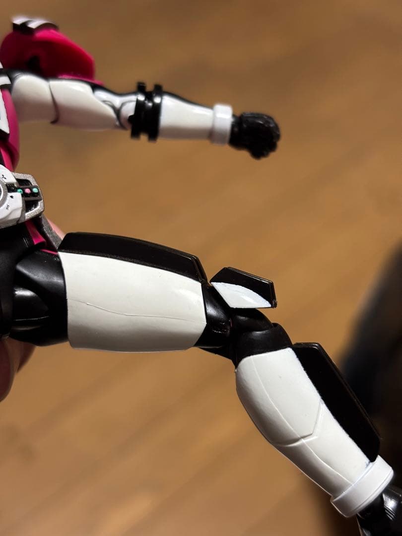 真骨彫　S.H.Figuarts 仮面ライダーディケイド