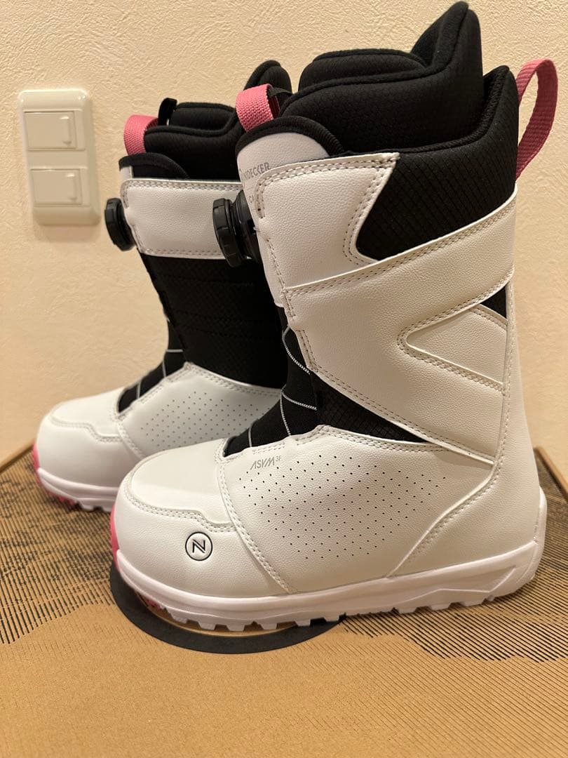 新品 NIDECKER CASCADE 22cm 定価47300円 送料込み