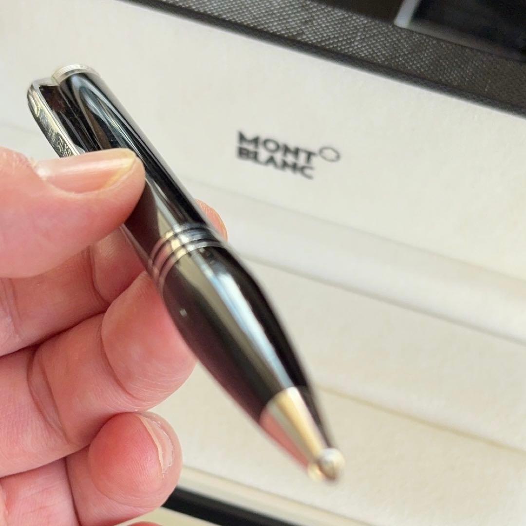 MONT BLANC 黒 ボールペン（文字彫刻あり）箱付き