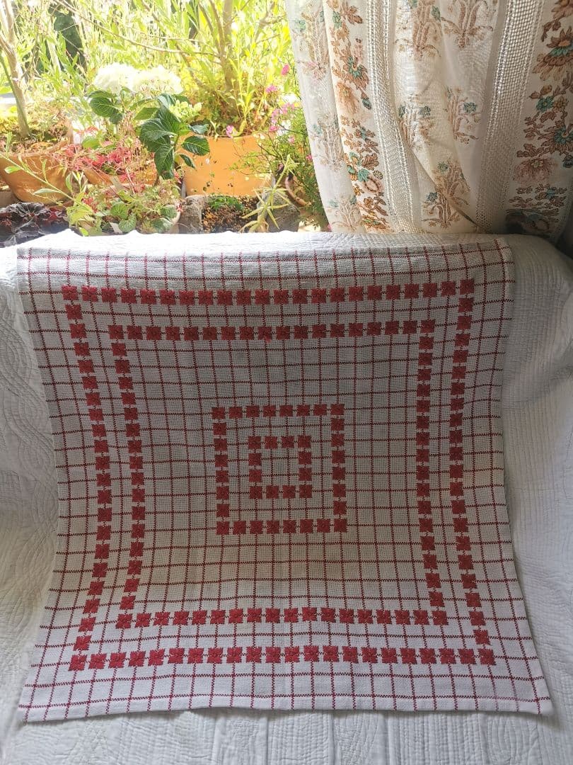 アンティーク フランス アルザス地方 赤糸花刺繍 チェック 大判リネンクロス