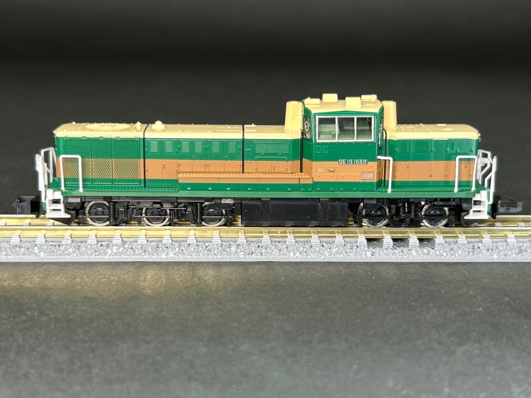 DE10 くしろ湿原ノロッコ号 TOMIX 品番　2233