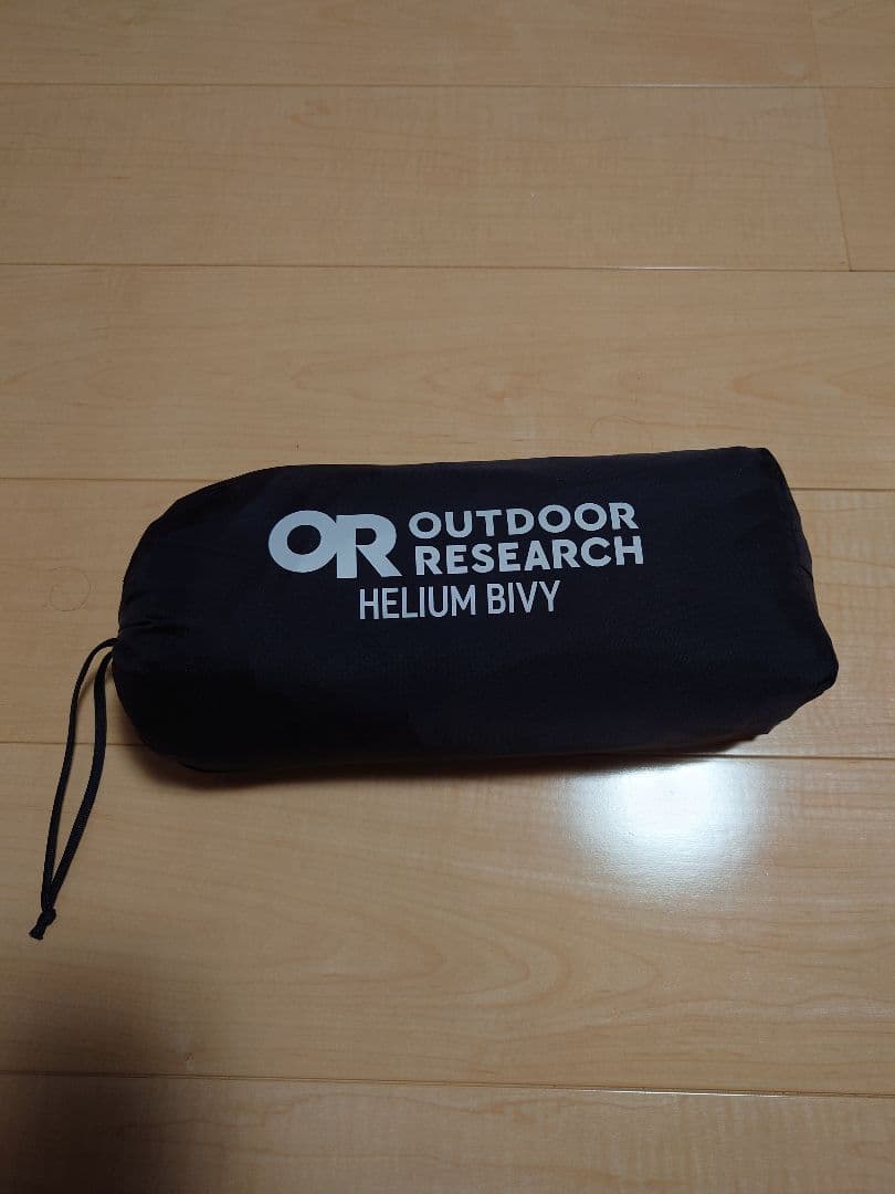 OUTDOOR RESEARCH ヘリウムビビィ 赤 ビビィサック UL