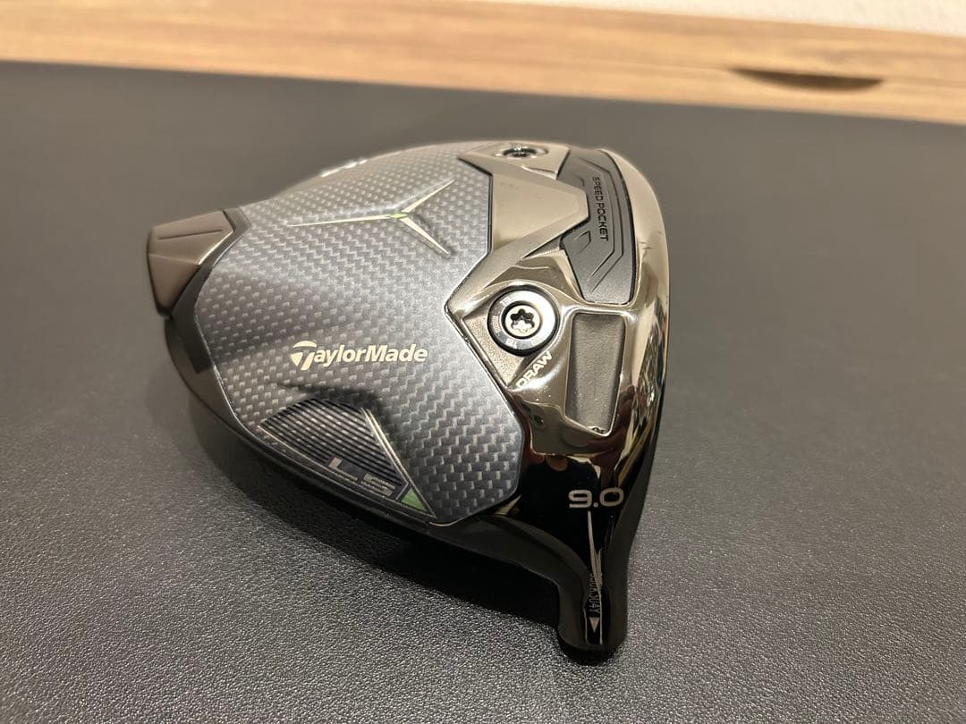 テーラーメイド　Qi35 LS ドライバー　9度 純正シャフト　ヘッドカバー付き