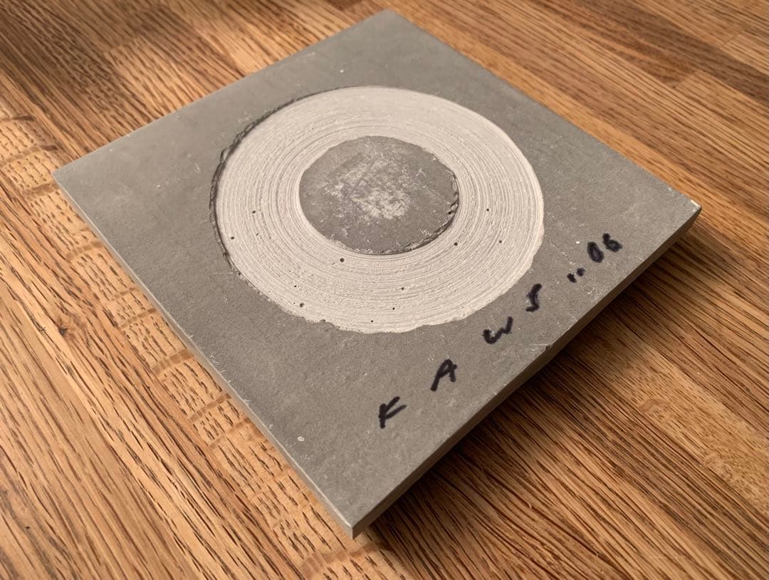 KAWS ORIGINAL FAKE ART TILE 2枚セット