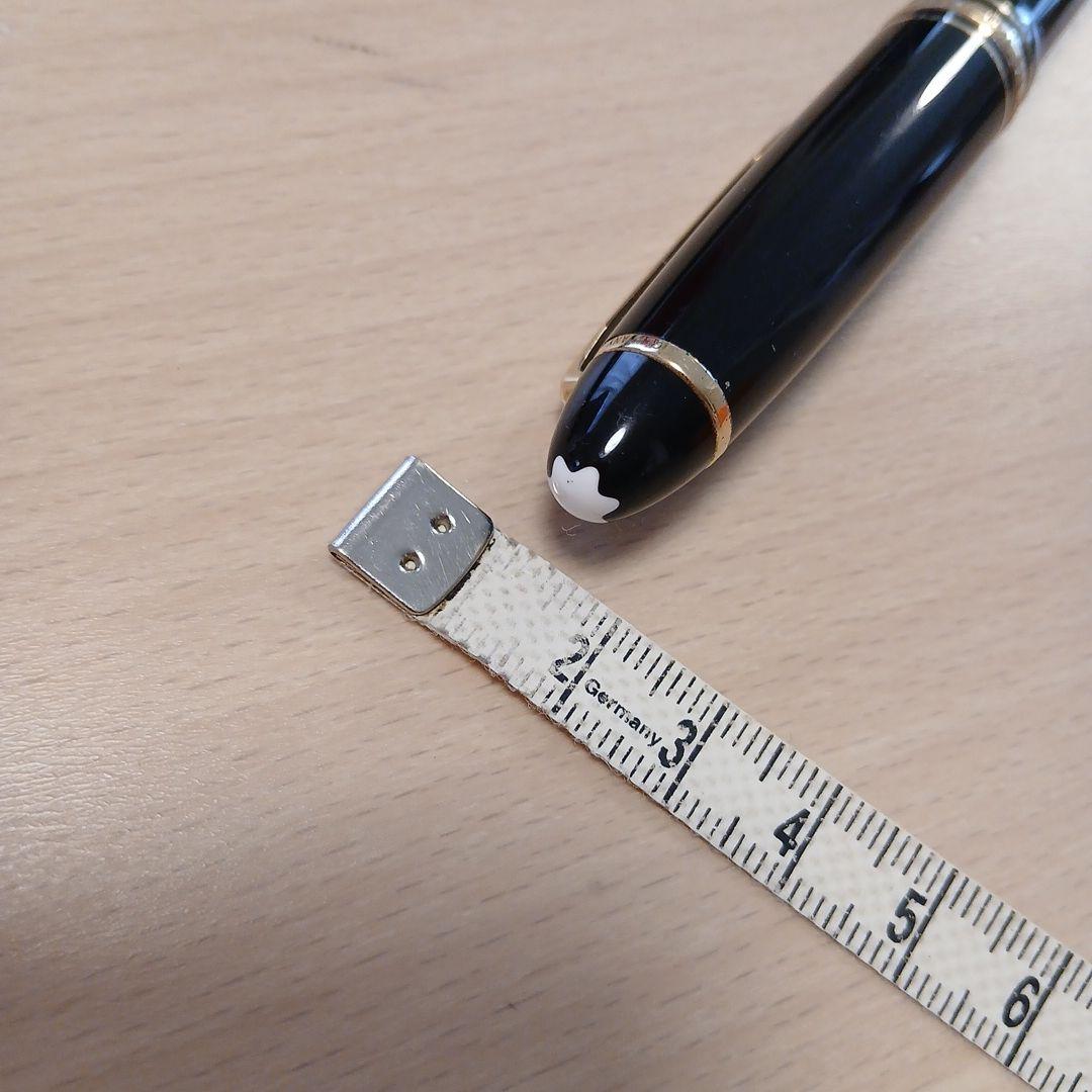 モンブラン　ボールペン　スクリュータイプ