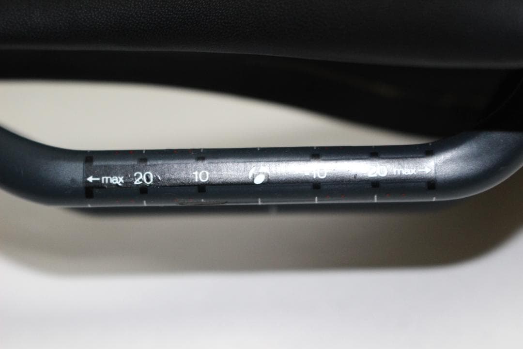 BONTRAGER affinity RXL サドル カーボン BLK