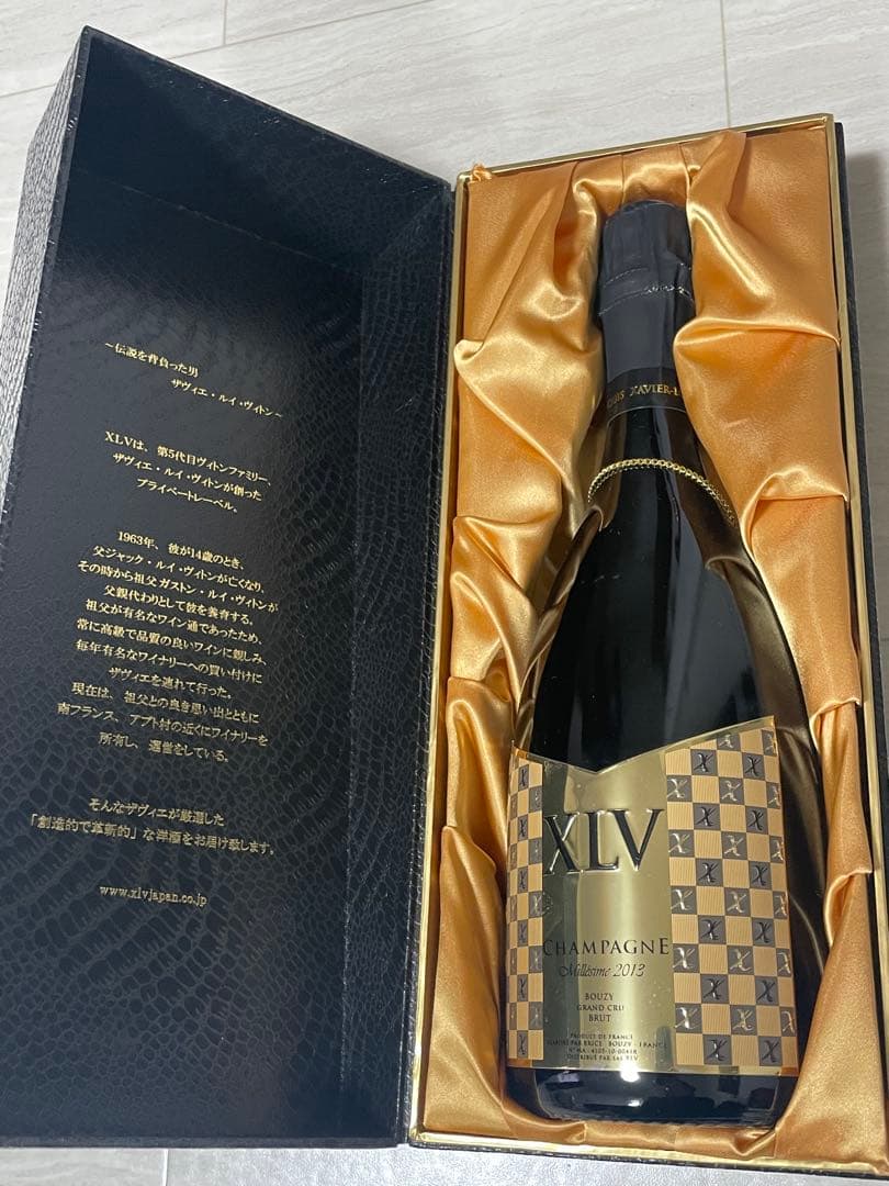 新品未開栓⭐️XLV シャンパン 2013年750ml