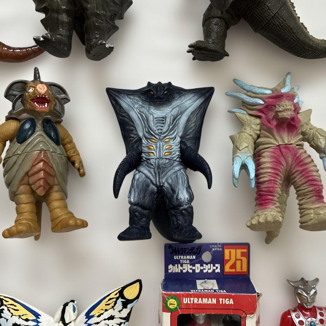 ウルトラマン 怪獣フィギュア ソフビ 19体まとめ売り おまけ3体