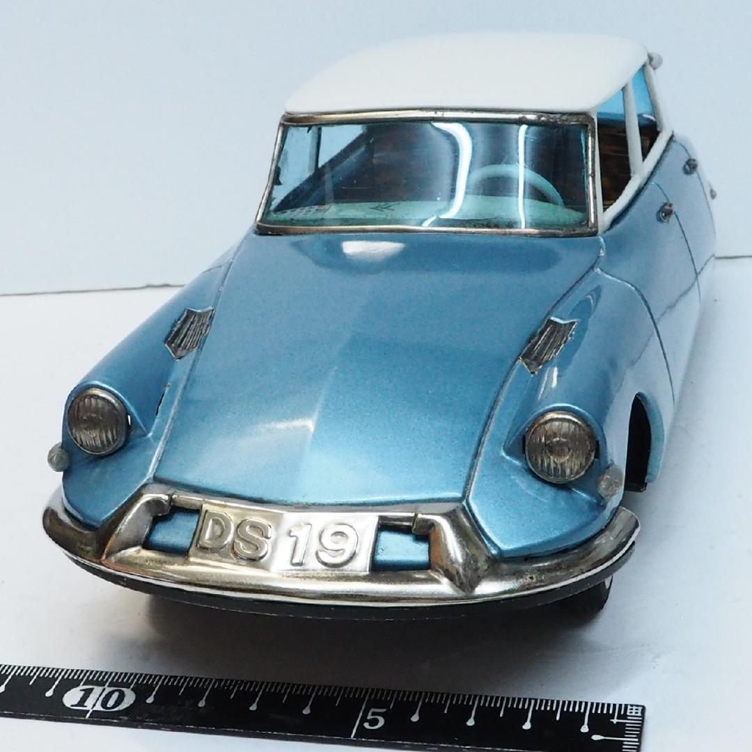萬代屋【シトロエンDS19 大 水色】ブリキ自動車tin toy car【箱無】