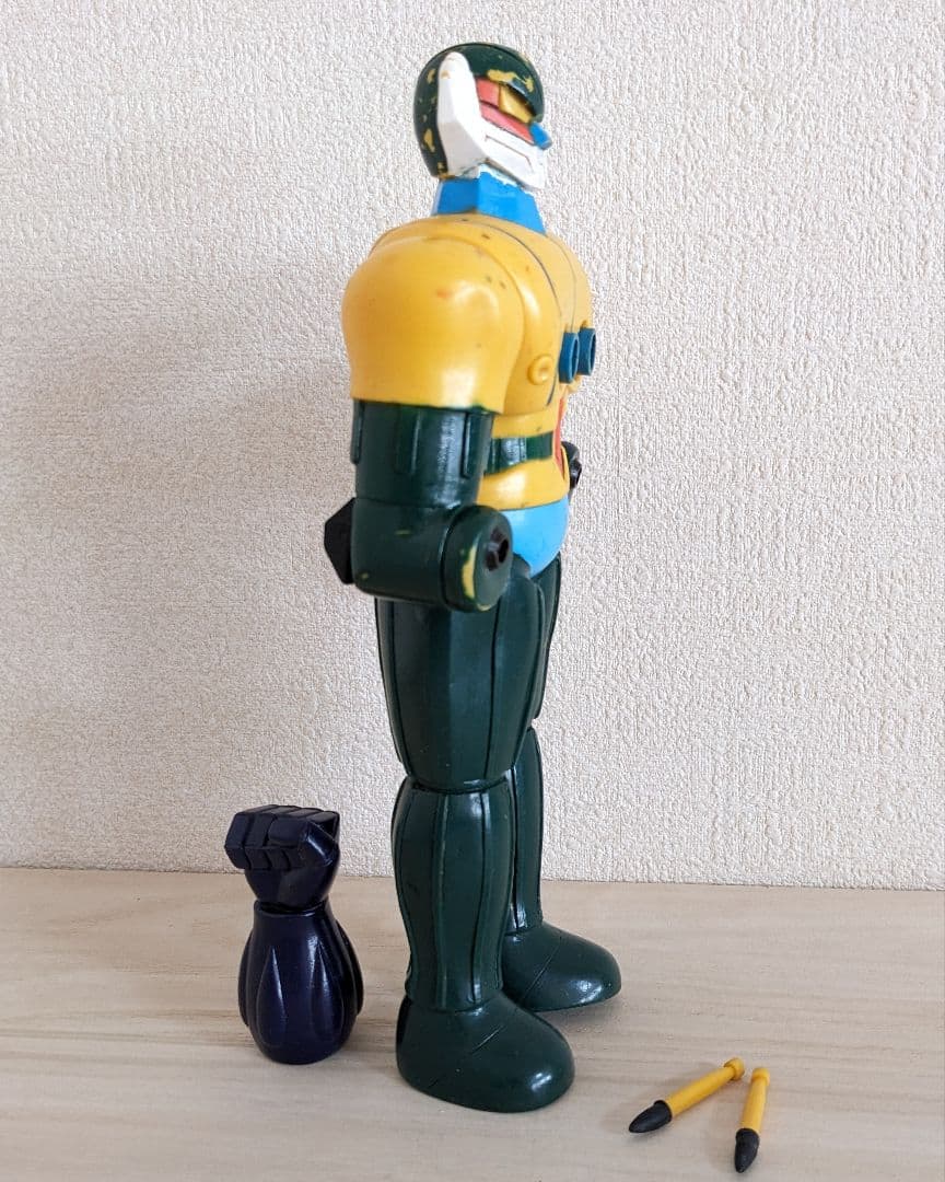 ゅ*ず様 【ジャンク】旧タカラ 鋼鉄ジーグ ひみつ武器付 当時物 ソフビ ダイナ