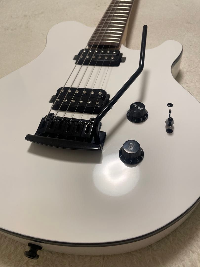 ギター Sterling by MusicMan / SUB AXIS WHITE