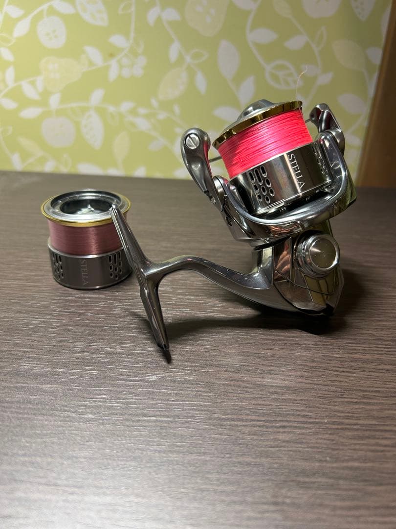 18 ステラ　C2000S + 替えスプール + カスタムハンドルノブ　即購入可