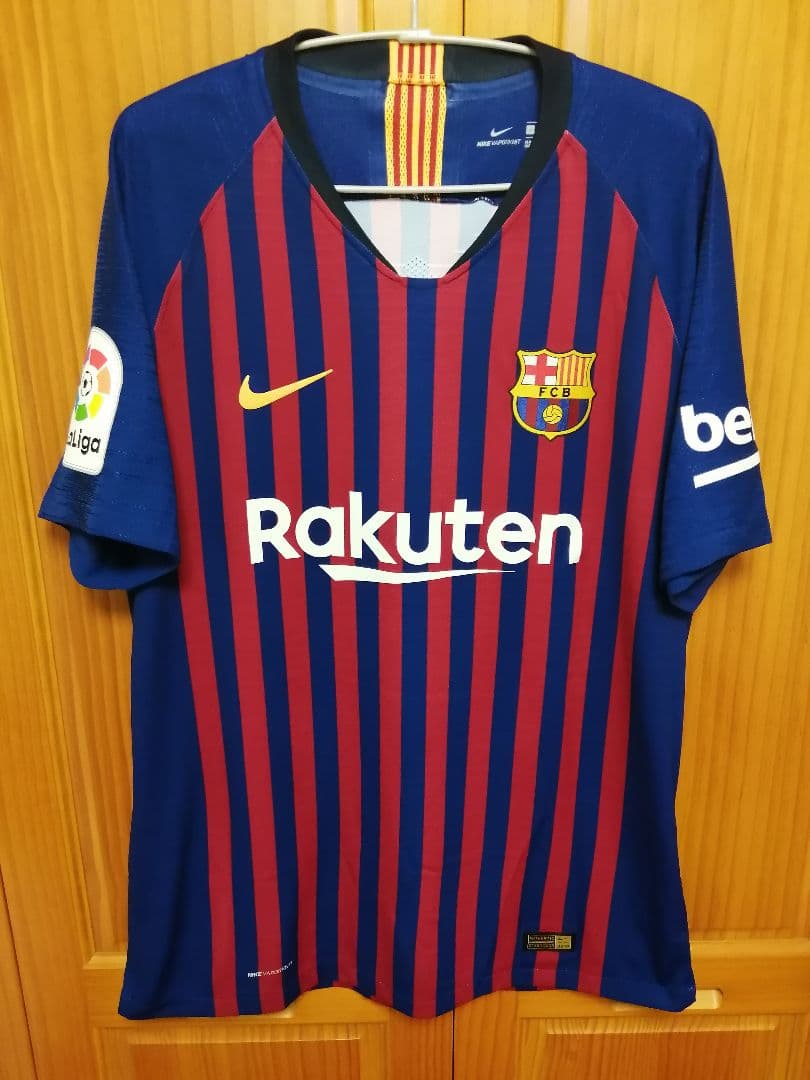 【オーセン/正規品】バルセロナ　イニエスタ　ユニフォーム