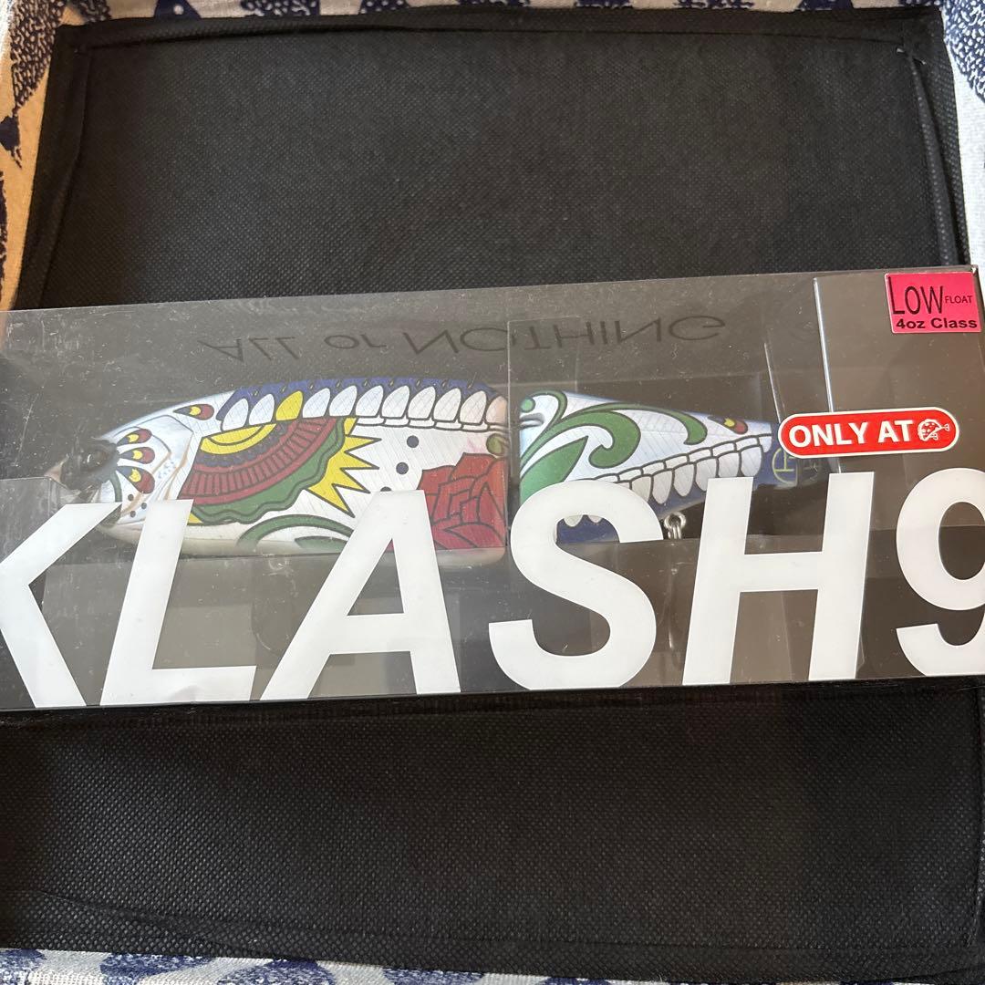 DRT クラッシュ9 Day of the Bitez ホワイト