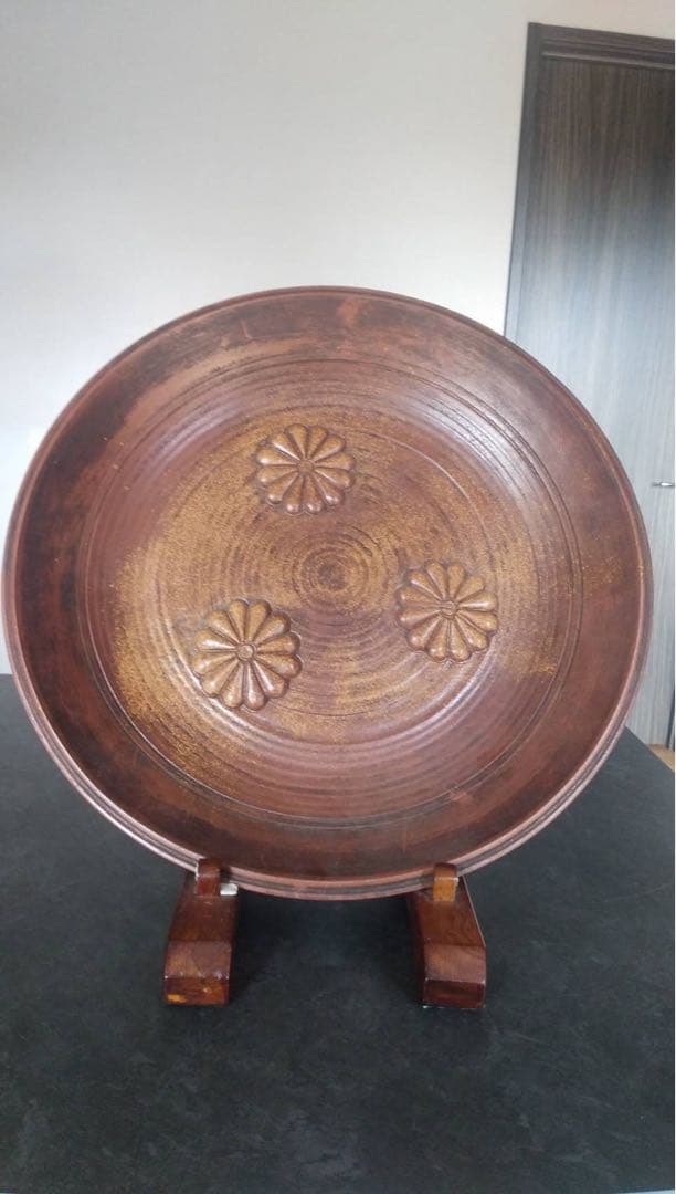 古備前　六古窯　登り窯　江戸時代　天皇家　十二菊紋　胡麻　陶印　大皿　古美術