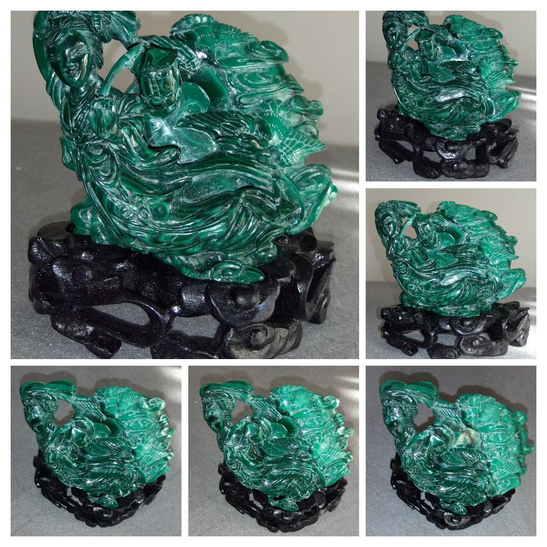 クジャク石【マラカイト】吉祥天女像台座 極細工 逸品 置物