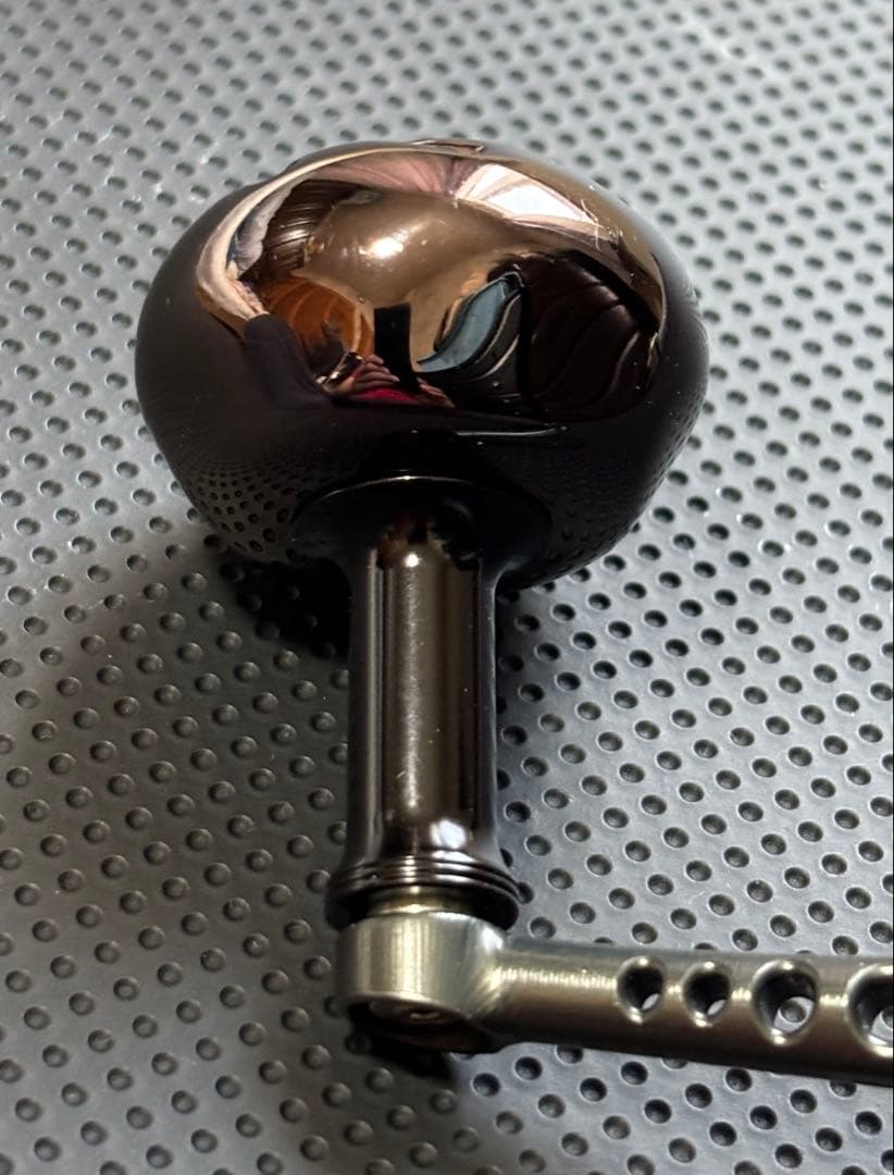 限定LIVRE モノアーム56 ノブ 黒軸 コッパーG シマノ