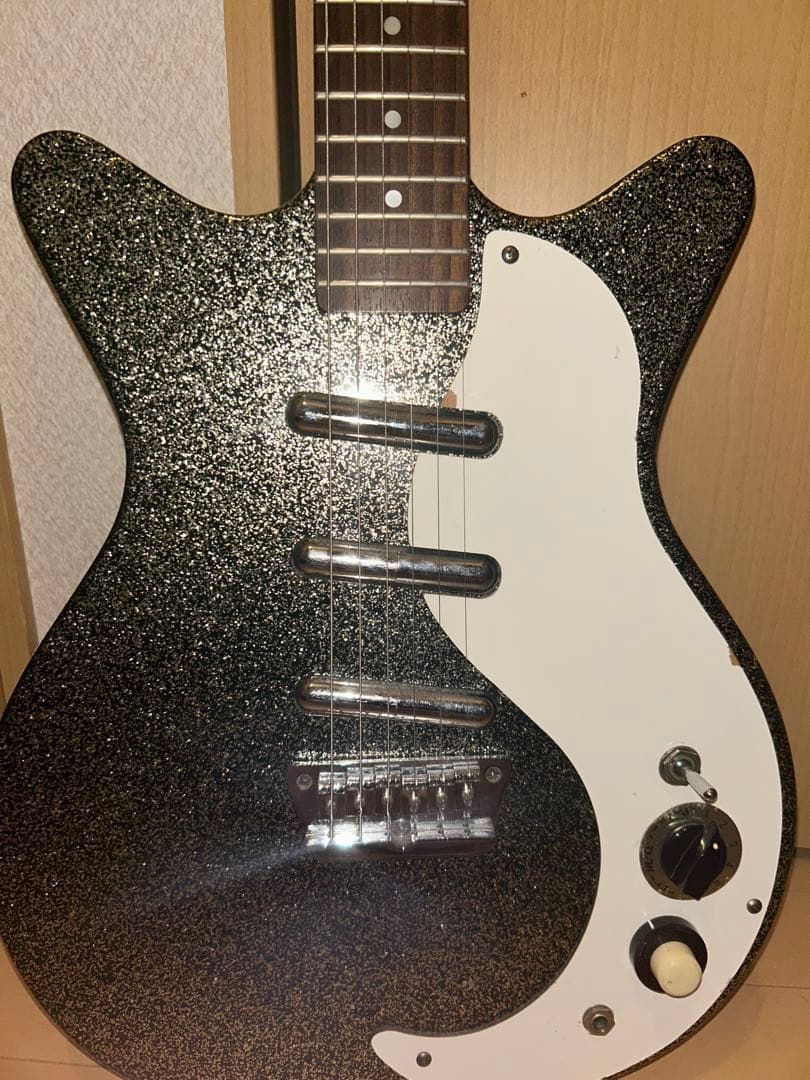 Danelectro DC-3 Pro l flake 初期モデル