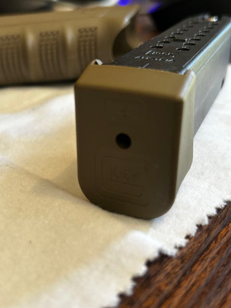 東京マルイ グロック17 gen3 カスタム　サプレッサー付き