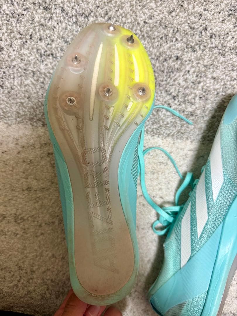 アディゼロフィネス 26.5