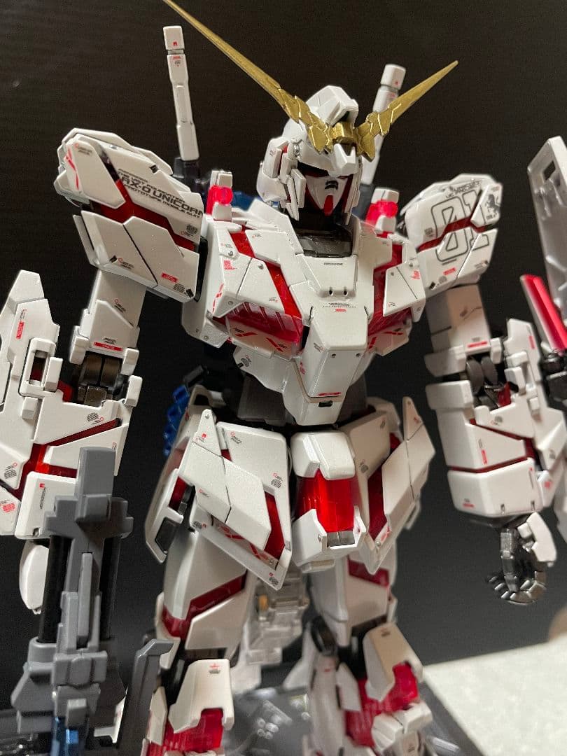 ユニコーンガンダム MG完成品 LEDライトアップ
