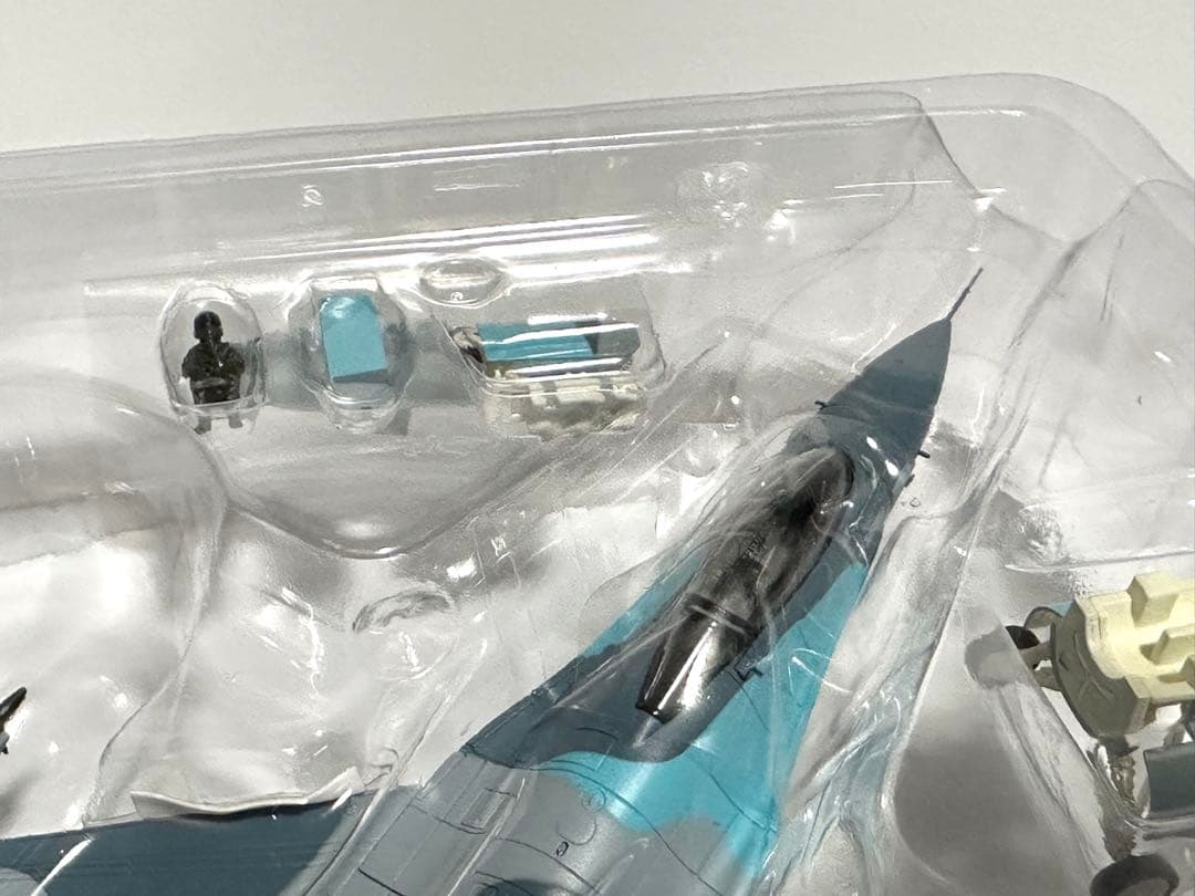 ホビーマスター 1/72 F-16A 米海軍 NASC Adversary