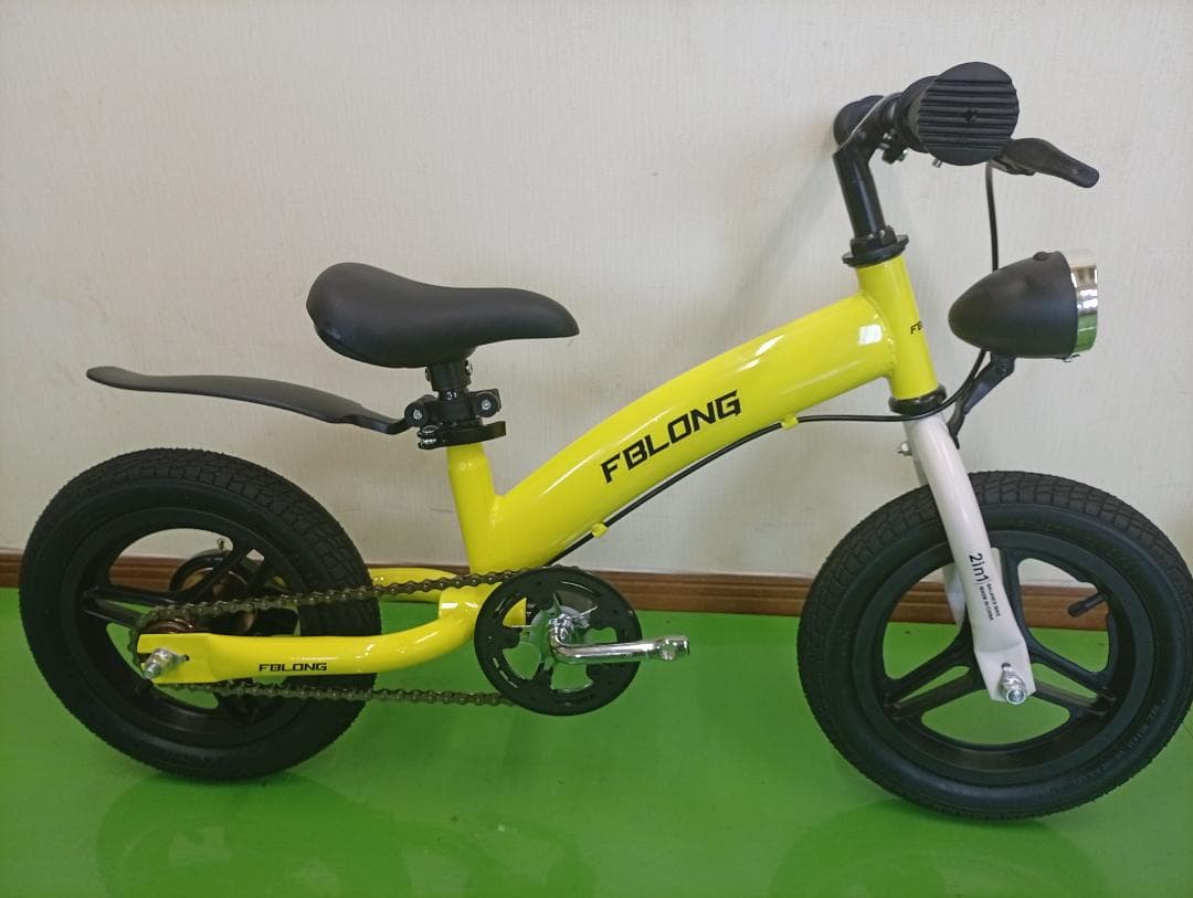 新品未使用 3in1 子供自転車 キックバイク 12インチ GREEN色