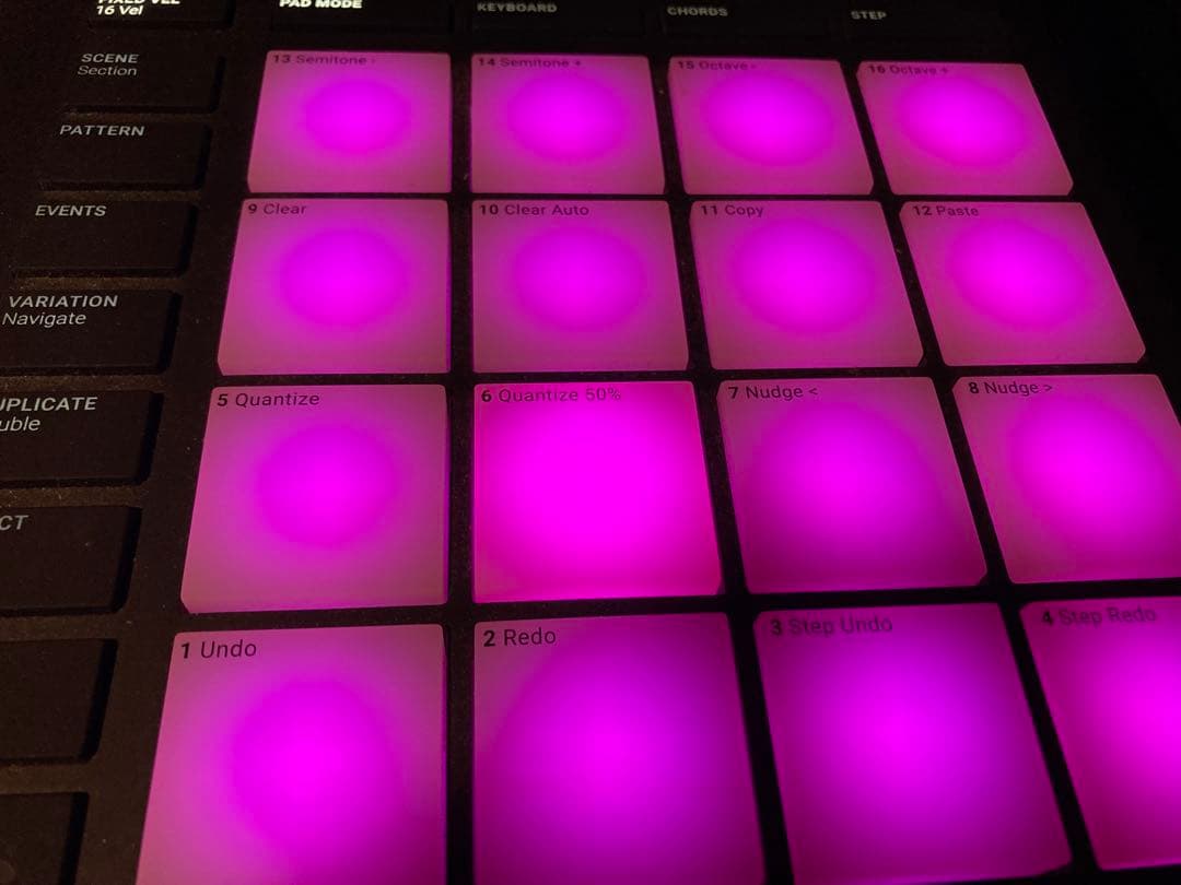 Native Instruments MASCHINE MK3 + キーボード！