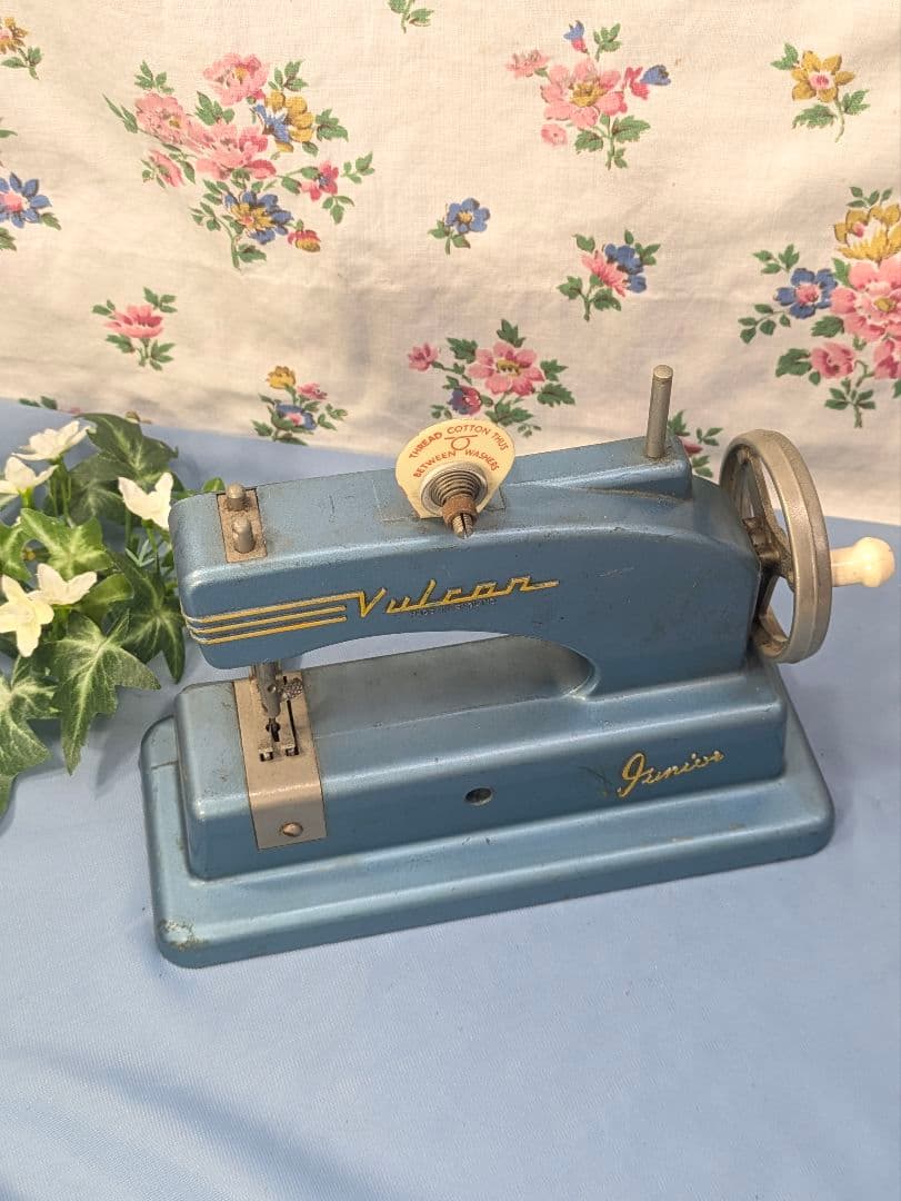 イギリス アンティーク バルカン トイミシン ミニミシン