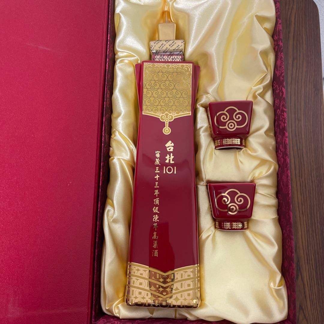台湾第一酒台北101酒、59度、数限定販売