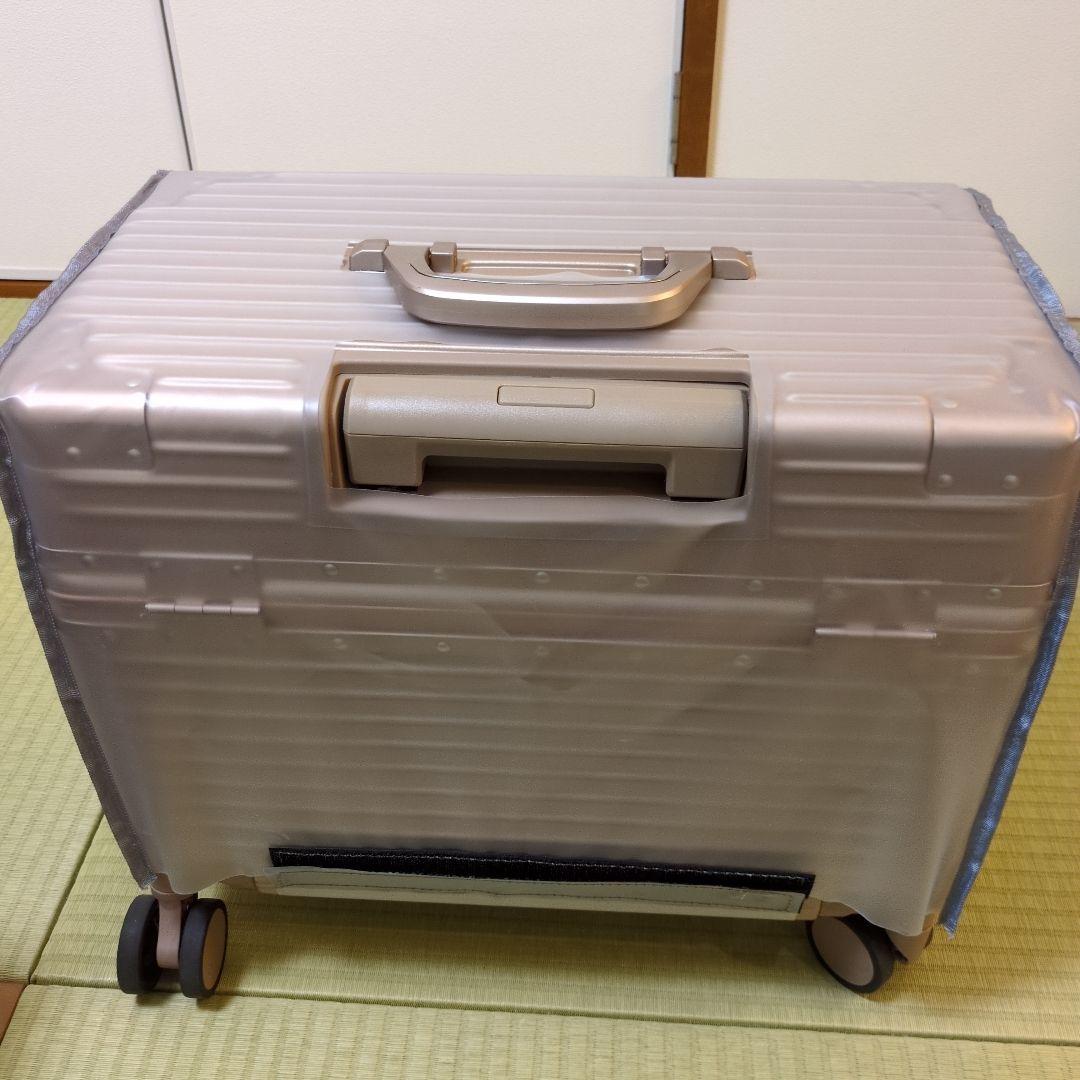 モアエルグ　トップオープンキャリーケースSサイズ