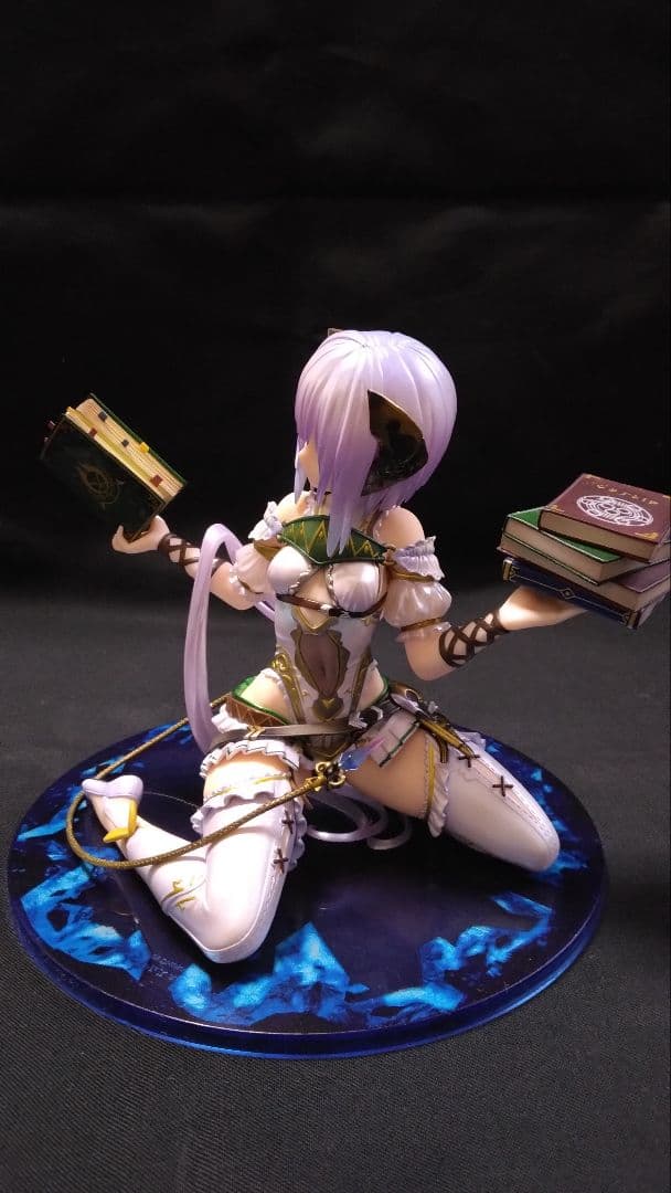 プラフタ フィギュア