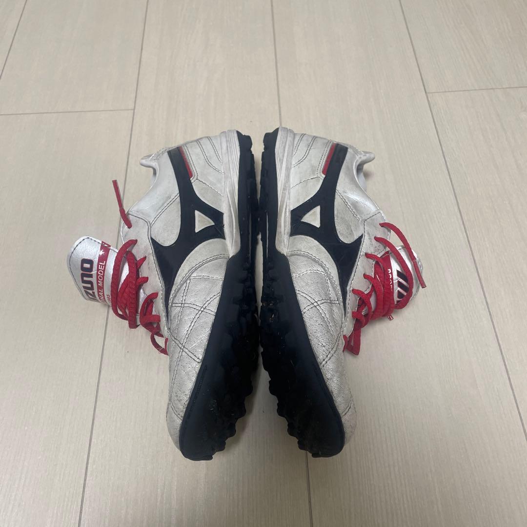 ミズノ　MORERIA モレリア　トレーニングシューズ　26cm TF