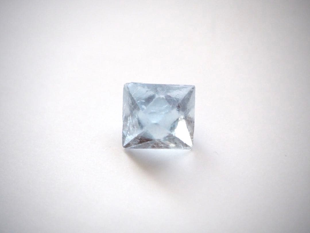 フローライト　八面体　イリノイ産　蛍石　天然石　原石　鉱物標本　鉱石 【C1】