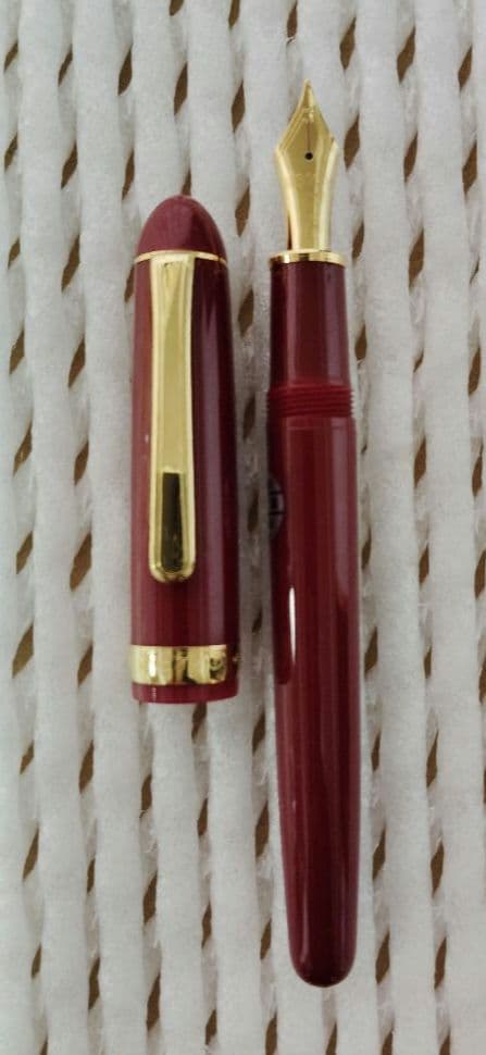 万年筆　プラチナ　#3776　太字