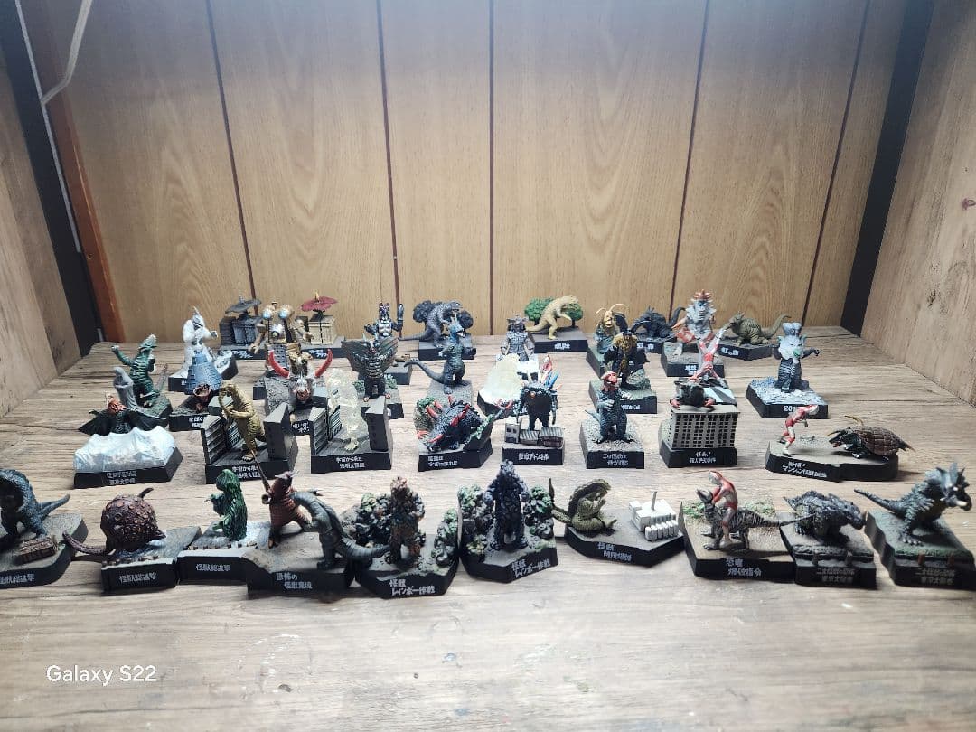 帰ってきたウルトラ怪獣名鑑 全3弾フルコンプリート　※説明必読