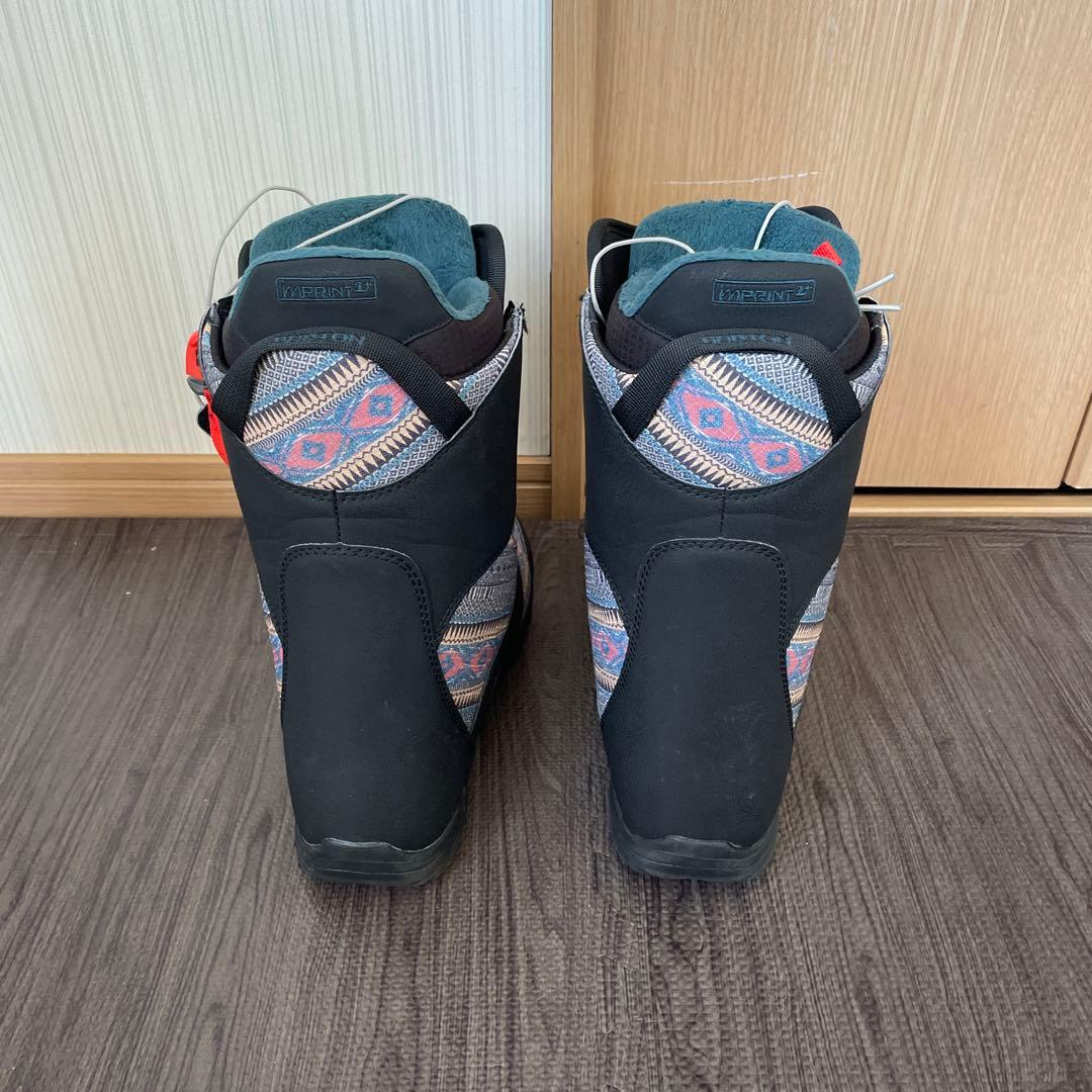 TRU 917 ブラック/マルチカラー スノーボードブーツ(女性用)