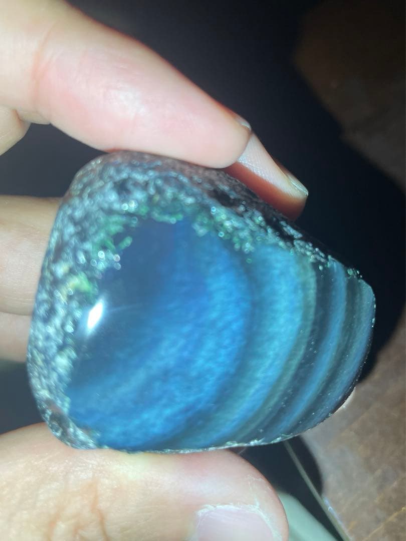 研磨品　十勝石玲瓏　ブルー、グリーンベースレインボーオブシディアン