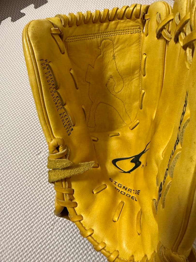 【軟式・右投げ】NIKE 上原浩治モデル 投手用グローブ＆ボール3個セット