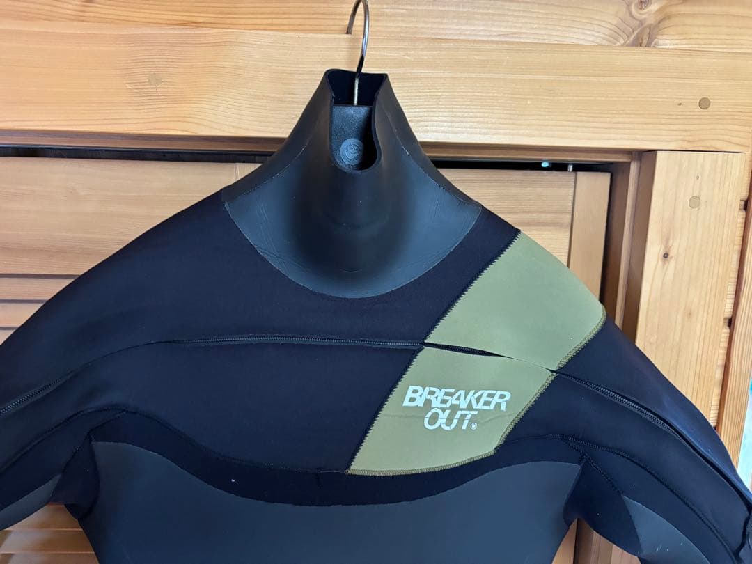 ブレーカーアウトフロントロングチェスト 5/3mm サイズ LB