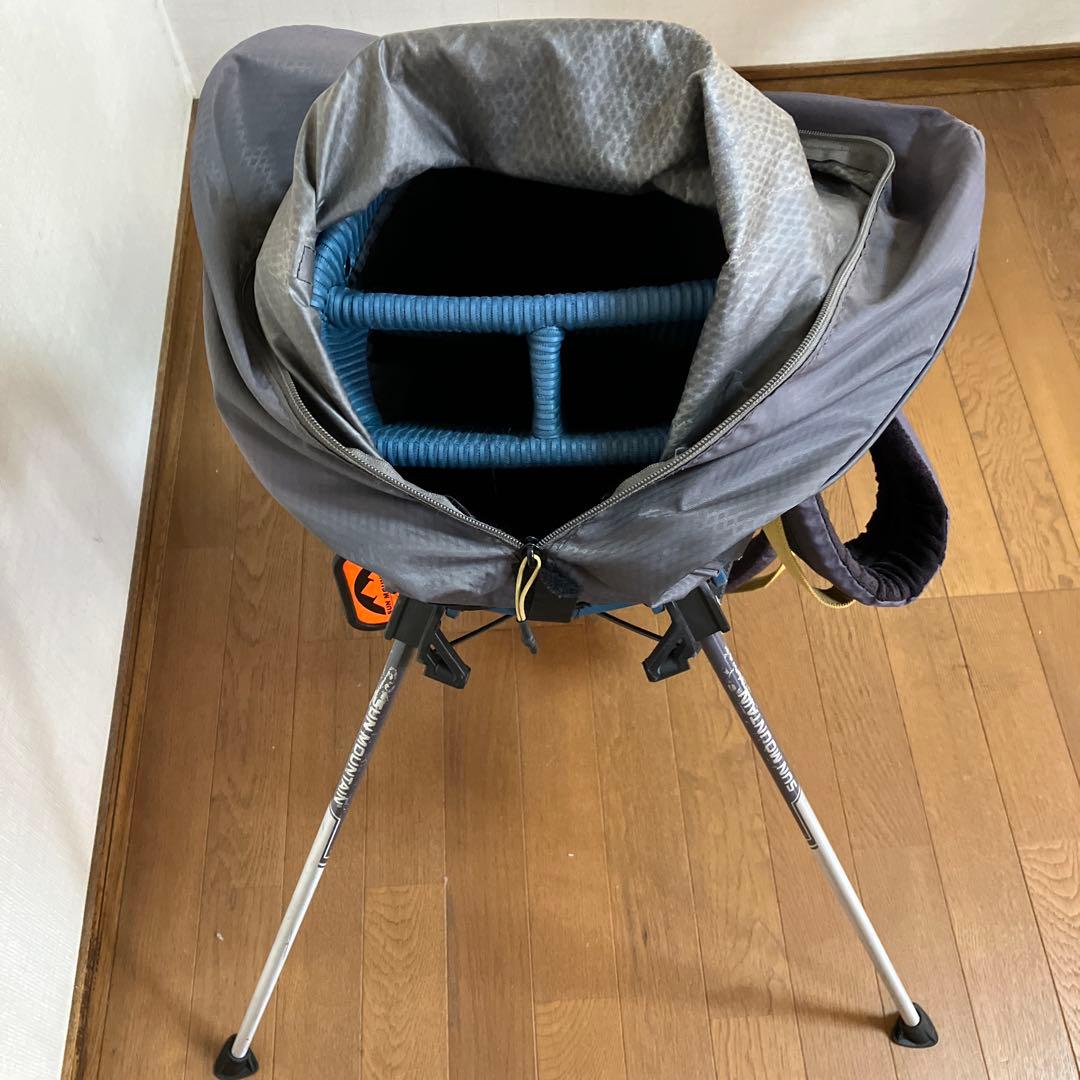 サンマウンテンのスタンド式ゴルフバッグ(軽量)