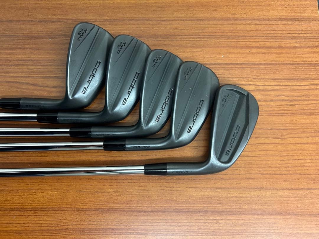 COBRA MB/CB BLACKＶｅｒ．5本(6～PW)